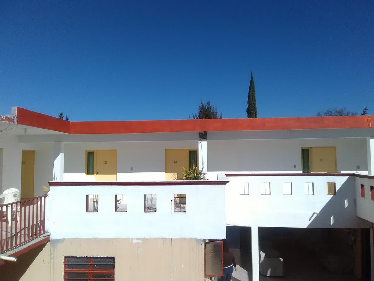 Hotel Rocio Cedral 外观 照片